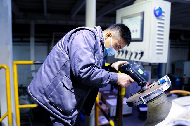 主题教育进行时 | “学思想、强党性、重实践、建新功”尊龙凯时人生就是博故事系列展播（八）以“中国制造”靶材，创“中国震撼”芯片